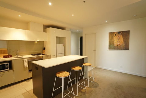 [Modern/Spacious]2BDR CBD FREE Carpark, FREE Wifi - New South Wales Tourism  4