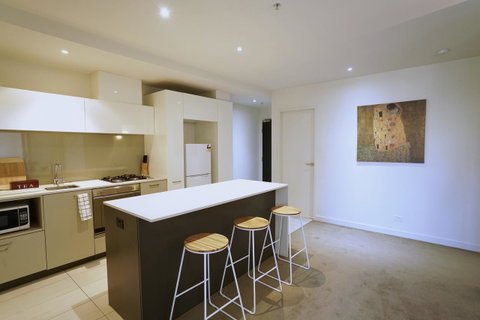 [Modern/Spacious]2BDR CBD FREE Carpark, FREE Wifi - New South Wales Tourism  16