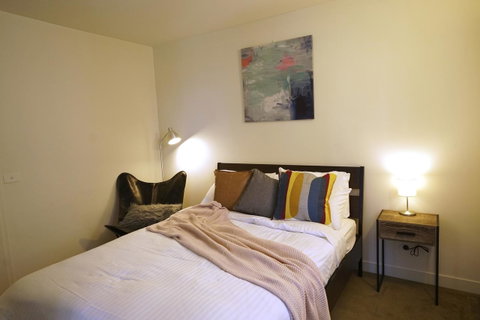 [Modern/Spacious]2BDR CBD FREE Carpark, FREE Wifi - New South Wales Tourism  6