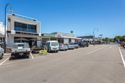 Blairgowrie Apartment 1 - On The Beach - New South Wales Tourism  15