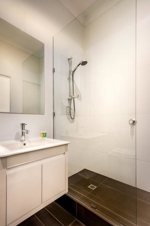 Crest On Barkly Hotel - New South Wales Tourism  33