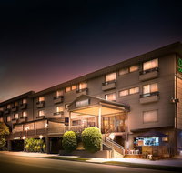 Crest on Barkly Hotel - New South Wales Tourism 