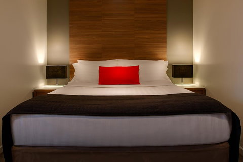 Crest On Barkly Hotel - New South Wales Tourism  19