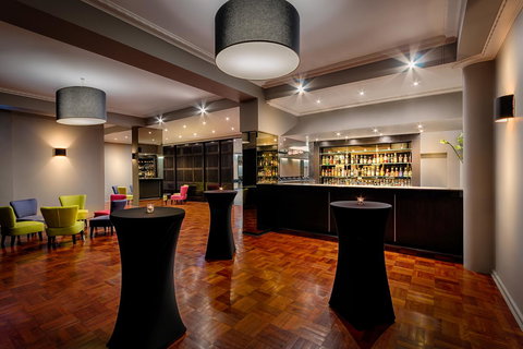 Crest On Barkly Hotel - New South Wales Tourism  2