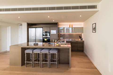 Waterfront 3 Bedroom Luxury Home Victoria Harbour - New South Wales Tourism  3