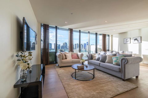 Waterfront 3 Bedroom Luxury Home Victoria Harbour - New South Wales Tourism  1