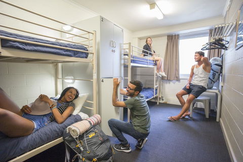 Melbourne Metro YHA - New South Wales Tourism  32
