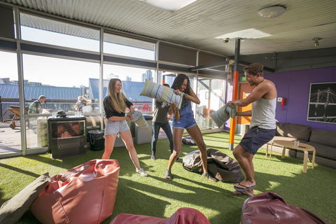 Melbourne Metro YHA - New South Wales Tourism  11