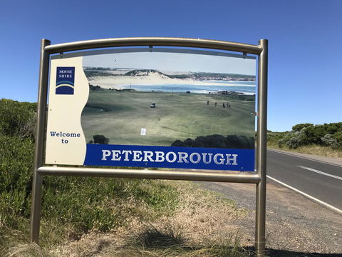 Sunsets On Martyrs Luxury Coastal Beach House Peterborough - New South Wales Tourism  29