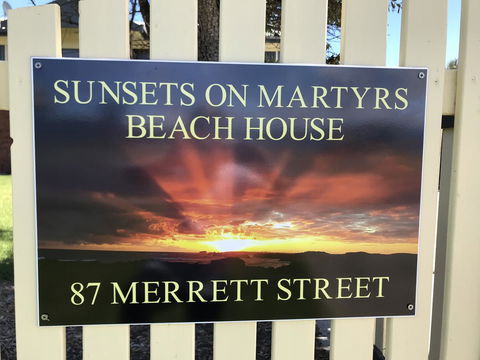 Sunsets On Martyrs Luxury Coastal Beach House Peterborough - New South Wales Tourism  21
