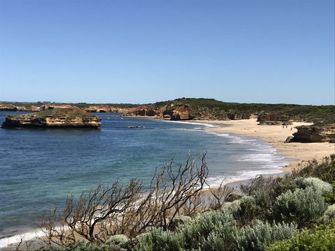 Sunsets On Martyrs Luxury Coastal Beach House Peterborough - New South Wales Tourism  35