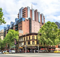 Paramount Apartments Melbourne - New South Wales Tourism 