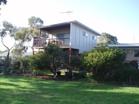 Aloha Ha Phillip Island - New South Wales Tourism  0