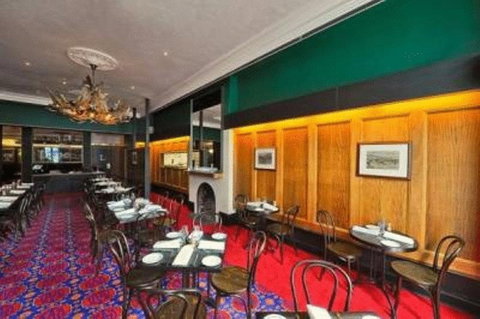 Middle Park Hotel - New South Wales Tourism  19