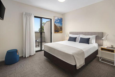 Quest Geelong - New South Wales Tourism  13