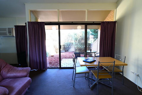Executive Hideaway - New South Wales Tourism  33