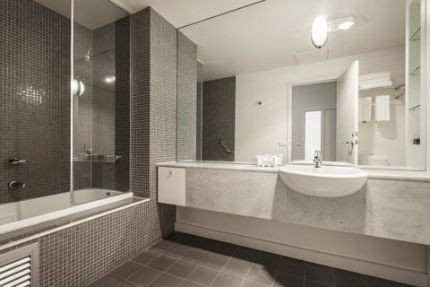 Melbourne CBD Central Apartment Hotel Official - New South Wales Tourism  4