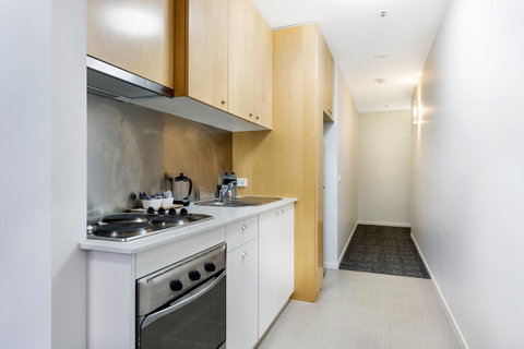 Melbourne CBD Central Apartment Hotel Official - New South Wales Tourism  18
