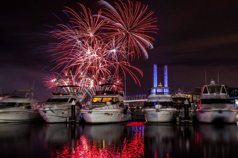 Brilliant Victoria Harbour Waterfront - New South Wales Tourism  19