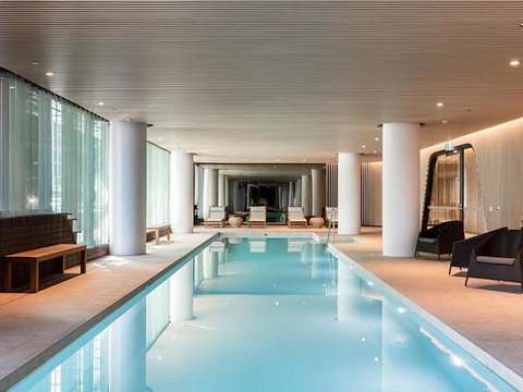 Brilliant Victoria Harbour Waterfront - New South Wales Tourism  11