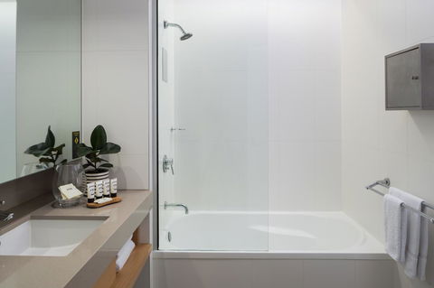 Atura Dandenong - New South Wales Tourism  9