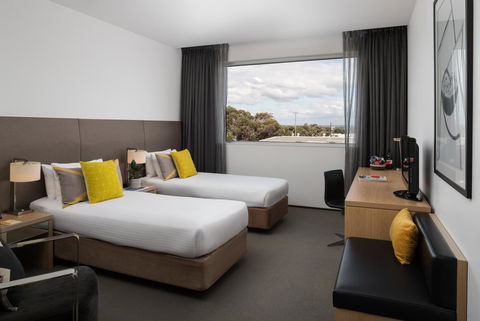Atura Dandenong - New South Wales Tourism  2