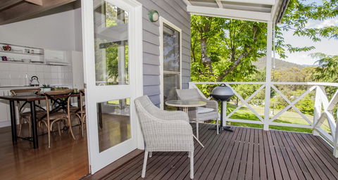 Abbys Cottages Bright - New South Wales Tourism  0