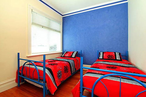ABC Accommodation - Rosebud - New South Wales Tourism  8