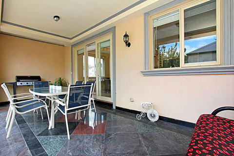 ABC Accommodation - Rosebud - New South Wales Tourism  12