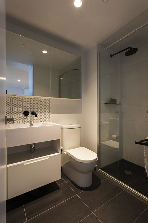 Ali & Hill Accommodation@lighthouse - New South Wales Tourism  1