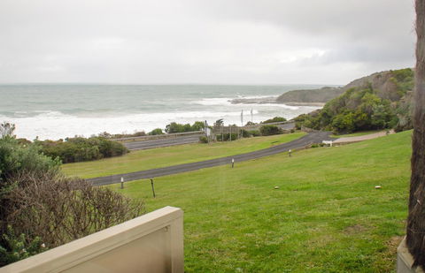 5 Whitecrest Great Ocean Road Resort - Ocean Views - New South Wales Tourism  41