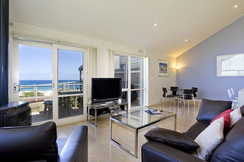 5 Whitecrest Great Ocean Road Resort - Ocean Views - New South Wales Tourism  4