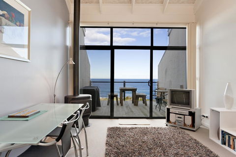 5 Whitecrest Great Ocean Road Resort - Ocean Views - New South Wales Tourism  6