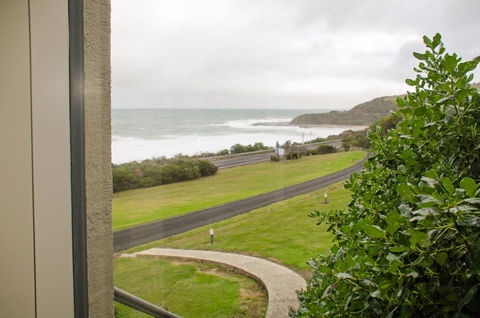 5 Whitecrest Great Ocean Road Resort - Ocean Views - New South Wales Tourism  32