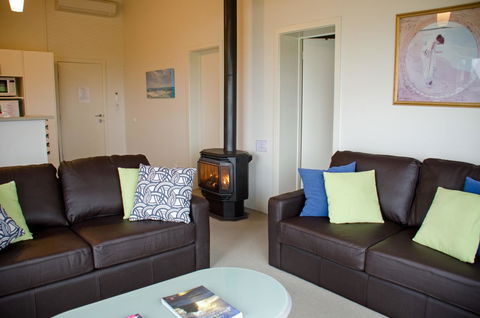 5 Whitecrest Great Ocean Road Resort - Ocean Views - New South Wales Tourism  22
