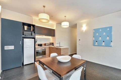 Vue Apartments Geelong - New South Wales Tourism  24