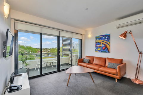 Vue Apartments Geelong - New South Wales Tourism  40