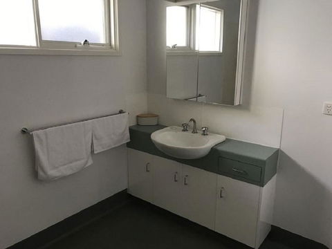 Mibnb Geelong CBD - New South Wales Tourism  2