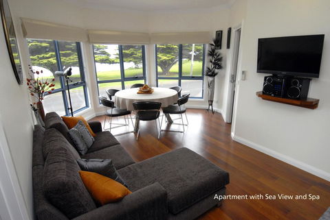 Seascape Accommodation - New South Wales Tourism  1