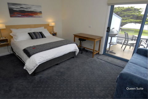Seascape Accommodation - New South Wales Tourism  10