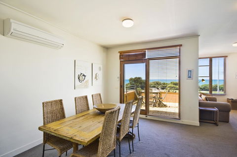 Lornebeach Apartments - New South Wales Tourism  28