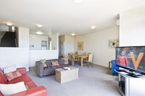Lornebeach Apartments - New South Wales Tourism  5