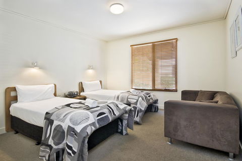 Lornebeach Apartments - New South Wales Tourism  31