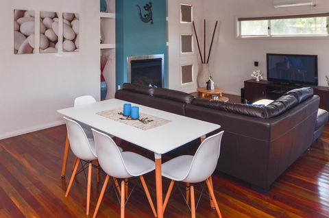 Blue Ridge Retreat - New South Wales Tourism  2