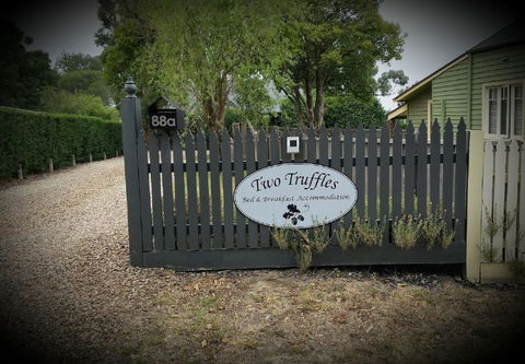Two Truffles Cottages - New South Wales Tourism  16