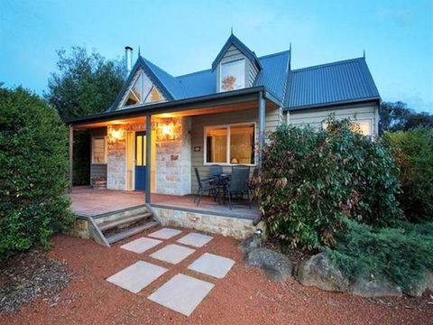 Two Truffles Cottages - New South Wales Tourism  0