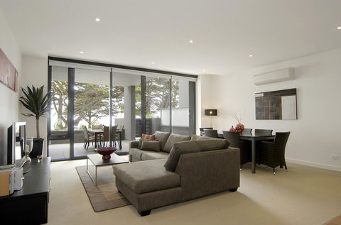 C-Scape Water Front Apartment - New South Wales Tourism  3
