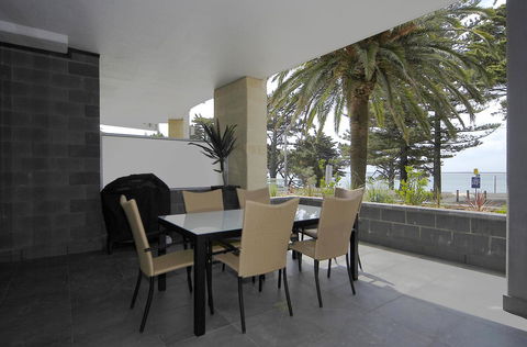 C-Scape Water Front Apartment - New South Wales Tourism  14