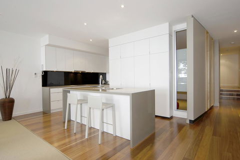 C-Scape Water Front Apartment - New South Wales Tourism  1