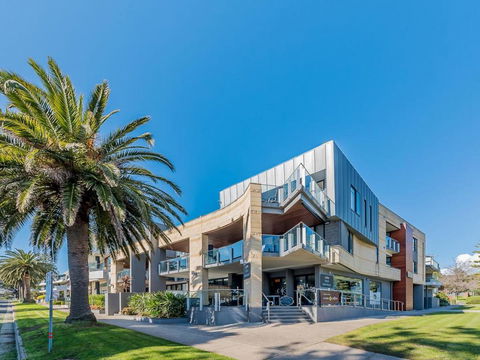C-Scape Water Front Apartment - New South Wales Tourism  9